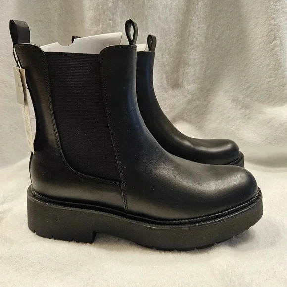 A New Day All Black Slip on leather Mid rise boots - Picture 2 of 9